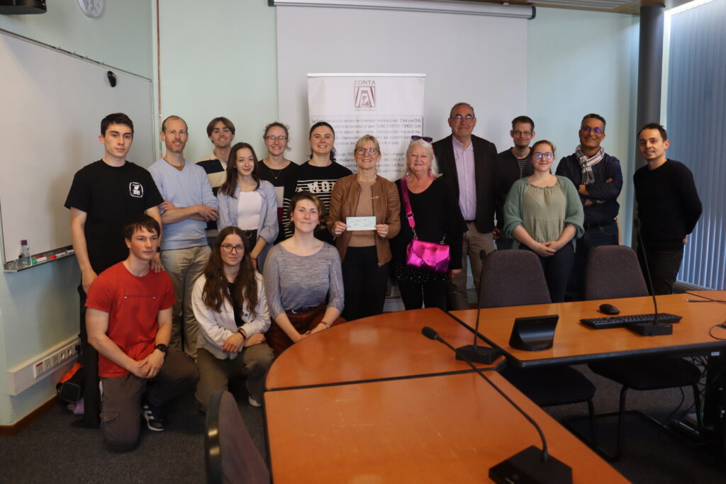 Remise de dons à l'EEIGM récoltés par le club Adelphe et reversés à l'association Zonta Club de Toul qui lutte pour les droits des femmes